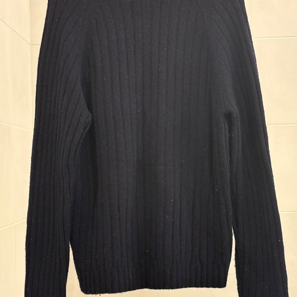 Abercrombie & Fitch Men’s Muscle Series Navy Rib Knit Sweater Size Large - Picture 3 of 9